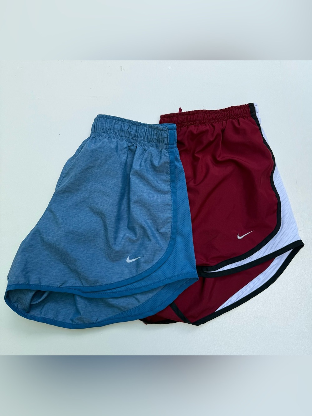 Nike Dri-FIT Womens Shorts 2 Pack Set Maroon/Blue Size Large Drawstring